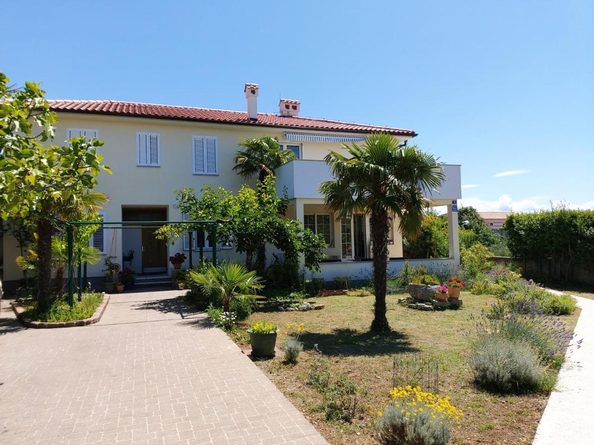 Apartman Danijel Крк Экстерьер фото